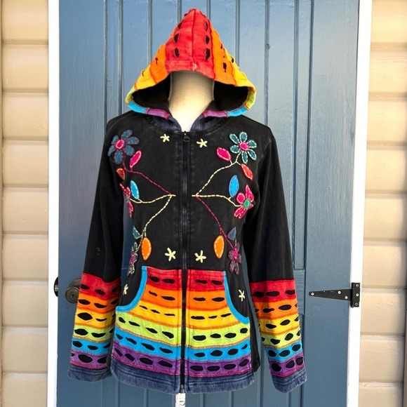Rising International Tops - Vintage Rising International Hoodie
Rainbow Floral Patchwork Women Size …